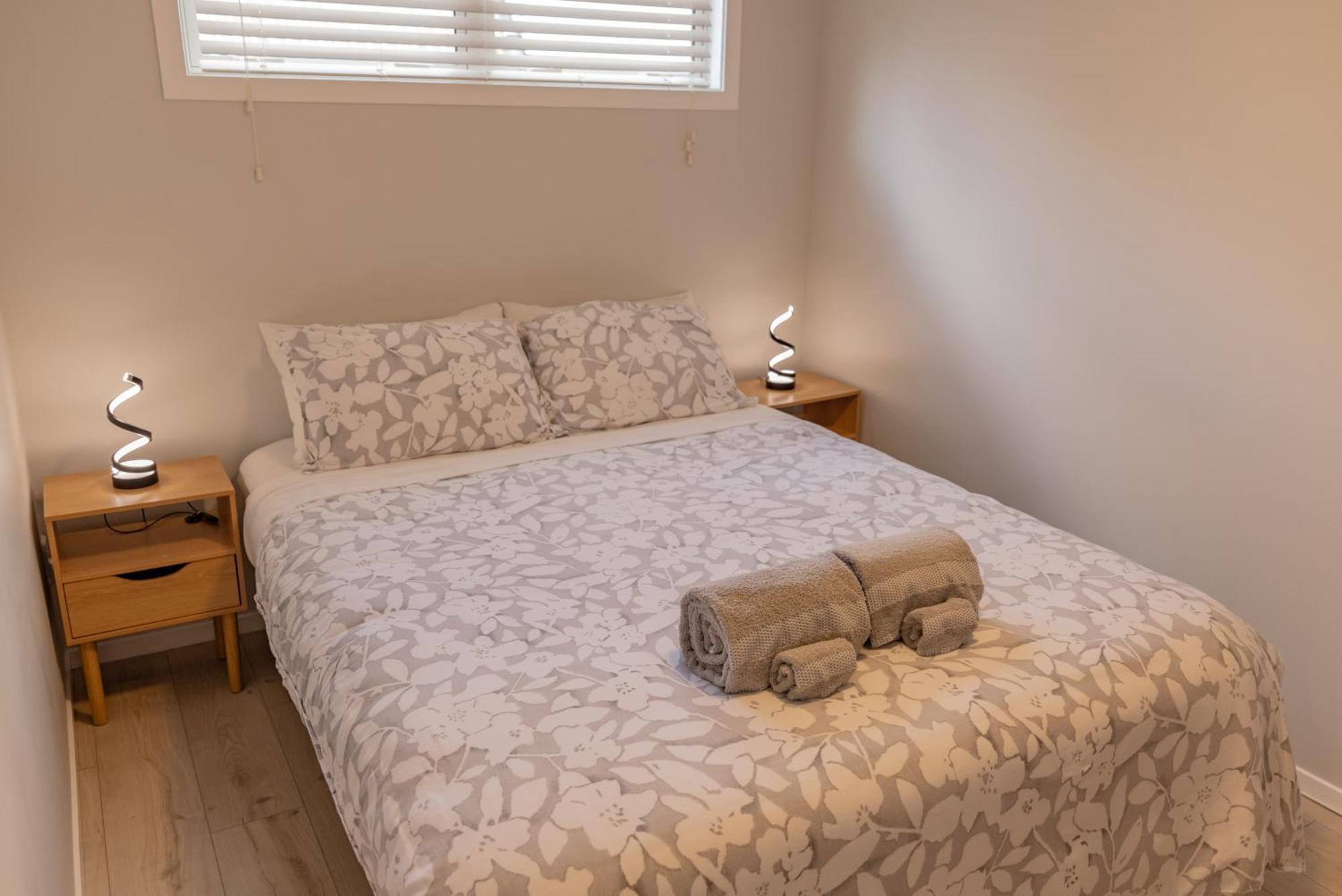 Back Garden Flat With Free On Street Parking And Fiber Wifi - 15 Mins To Ferry, Stadium, Cbd Уелингтън Екстериор снимка