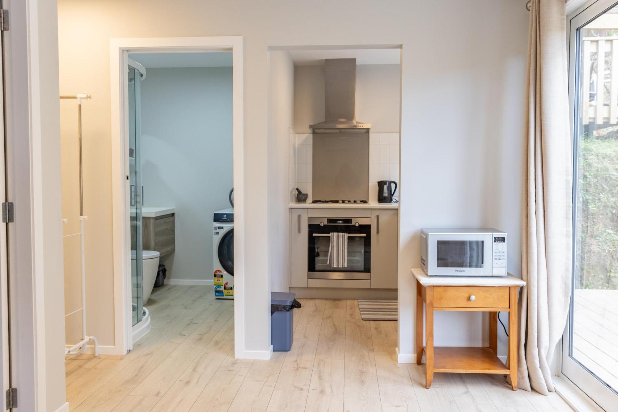 Back Garden Flat With Free On Street Parking And Fiber Wifi - 15 Mins To Ferry, Stadium, Cbd Уелингтън Екстериор снимка